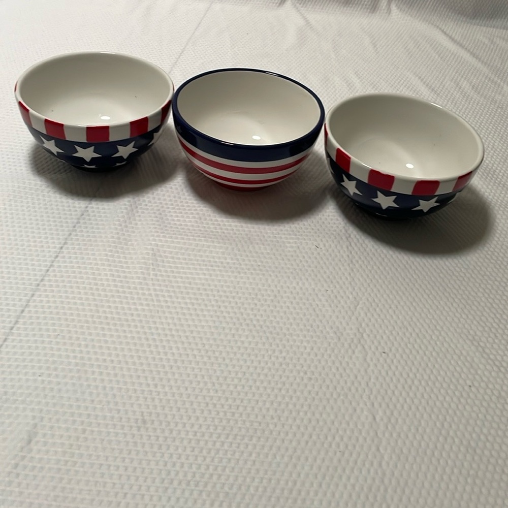 BDSRCO  Patriotic Soup/Cereal  Bowls.  Set of three.